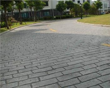 成都?jí)河』炷梁枚噱X(qián)